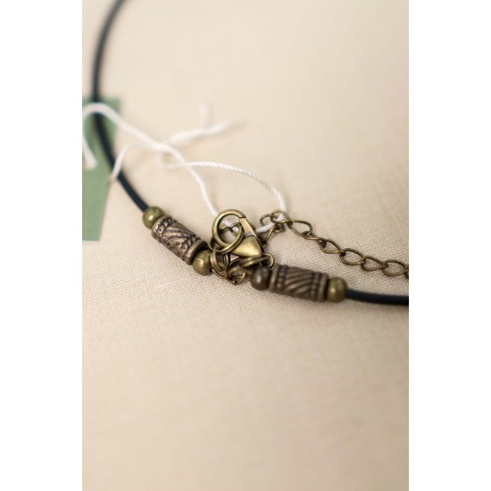 Beaded beaded necklace