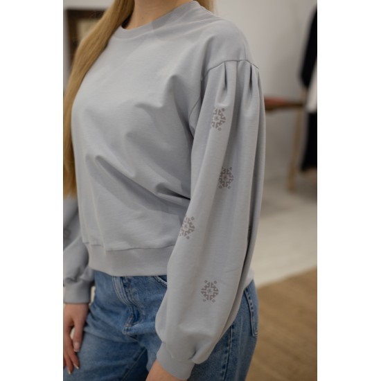 Sweatshirt "Zoryana"